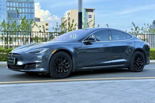 Used Model S