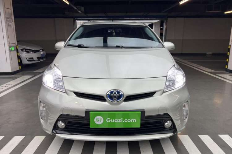 used Toyota Prius