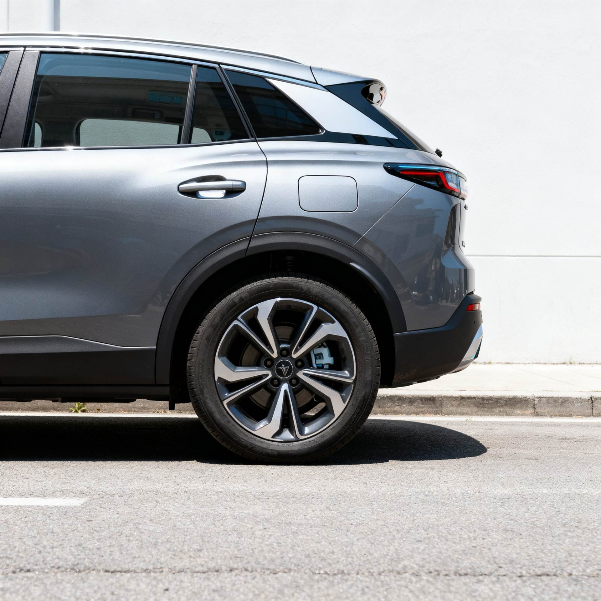 The Chery Tiggo 8 PHEV Costs Half the Lexus NX, So What Are You Really Giving Up?