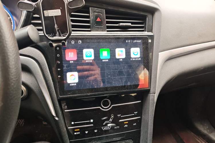 Used Venucia D60EV 2020 Standard Range Comfort Edition Audio And AC Panel