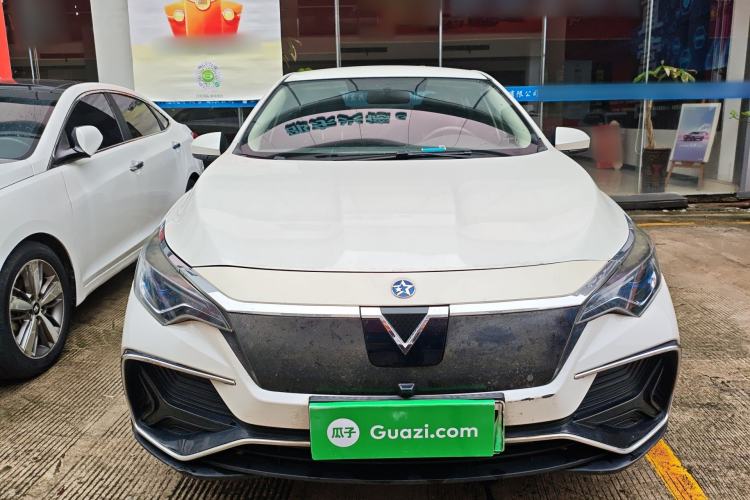 Used Venucia D60EV 2020 Standard Range Comfort Edition Front