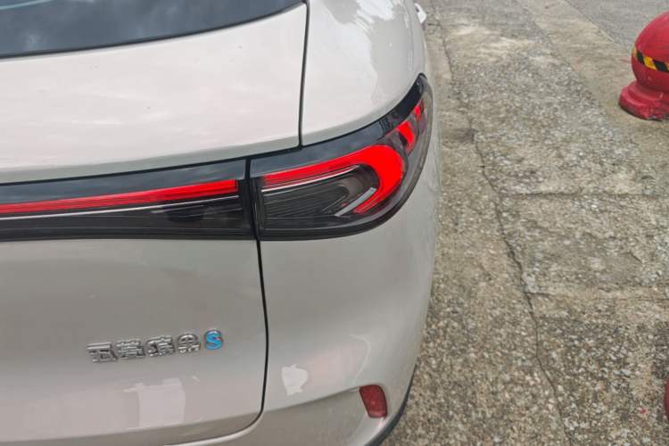 Used Bingo S 2025 Model 325km Flagship Edition Exterior 3