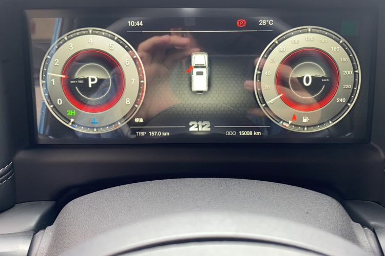 Used 212 T01 2025 2.0T Changfeng Odometer Close Up