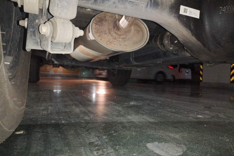 Used 212 T01 2024 2.0T Explorer Chassis Rear Left