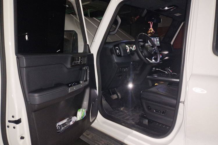 Used 212 T01 2024 2.0T Explorer Driver Seat