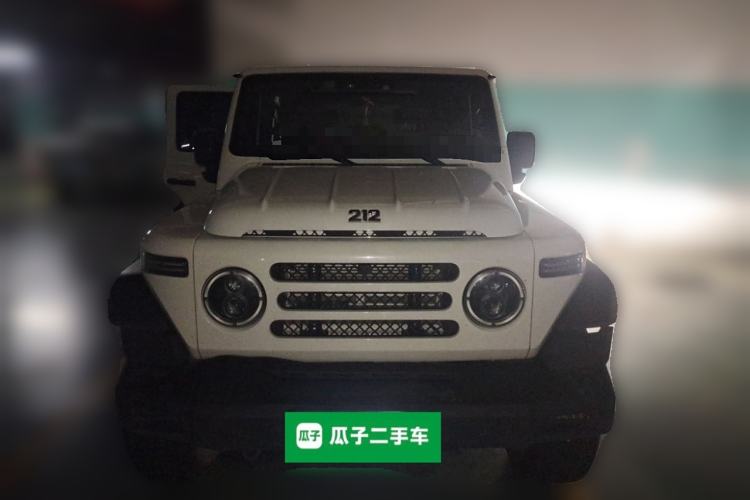 Used 212 T01 2024 2.0T Explorer Front
