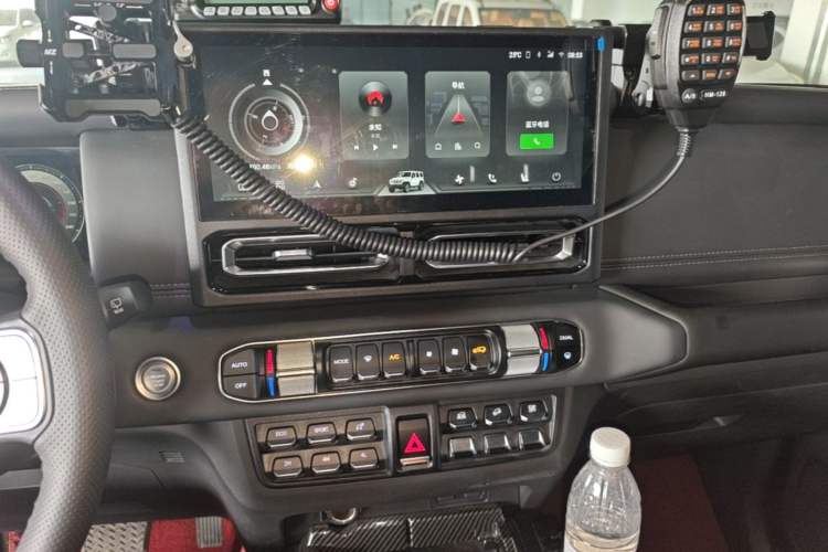 Used 212 T01 2024 2.0T Mechanic Audio And AC Panel