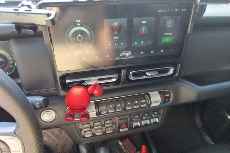 Used 212 T01 2024 2.0T Explorer Audio And AC Panel