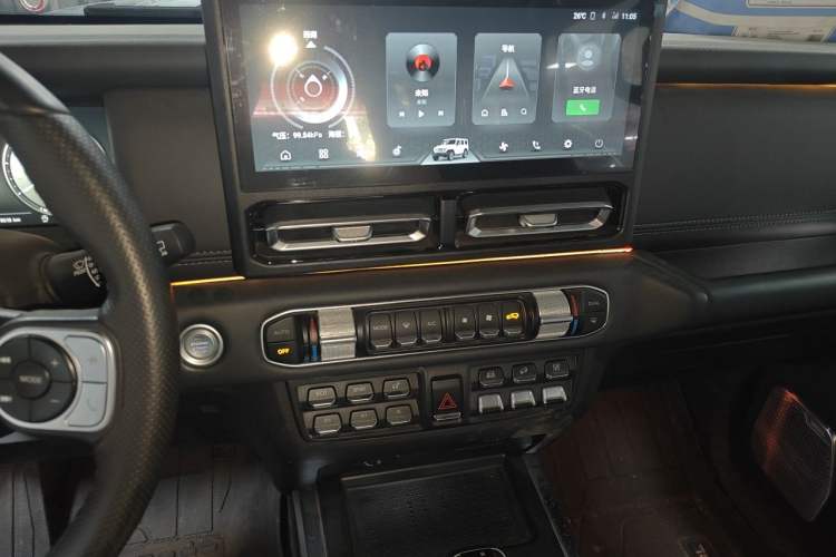 Used 212 T01 2024 2.0T Mechanic Audio And AC Panel