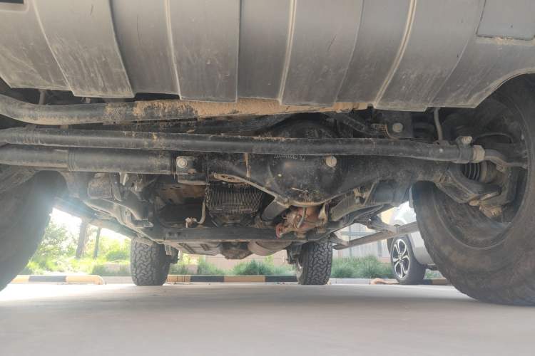 Used 212 T01 2024 2.0T Explorer Chassis Front