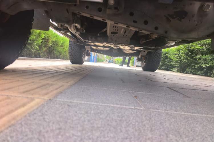 Used 212 T01 2024 2.0T Mechanic Chassis Front