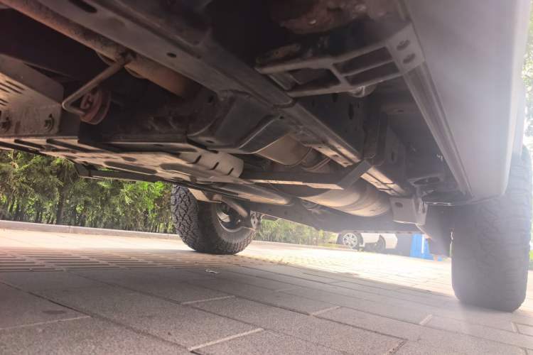 Used 212 T01 2024 2.0T Mechanic Chassis Front Left