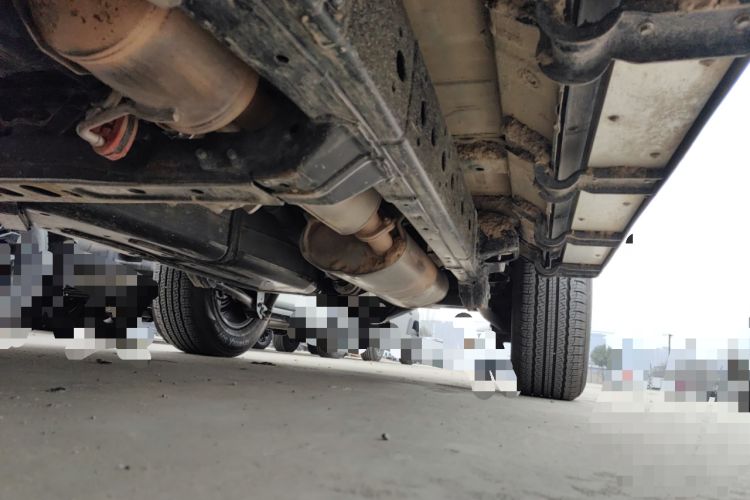 Used 212 T01 2024 2.0T Explorer Chassis Front Left