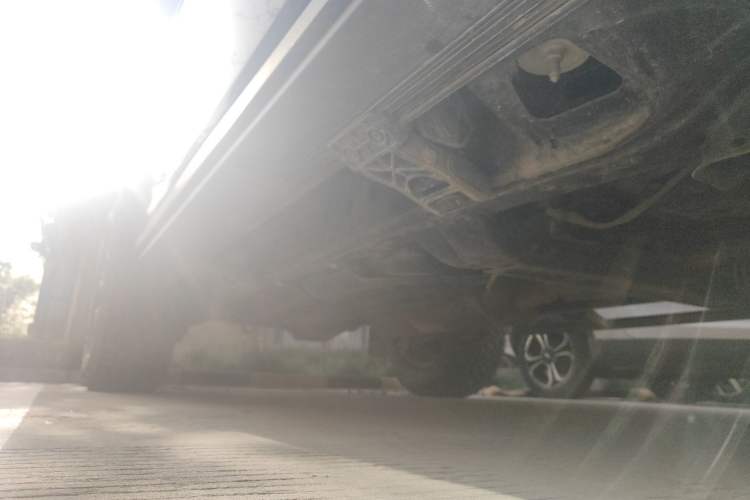 Used 212 T01 2024 2.0T Explorer Chassis Front Right