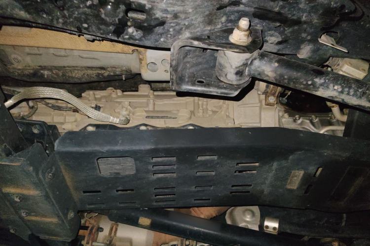 Used 212 T01 2024 2.0T Mechanic Chassis Front Right