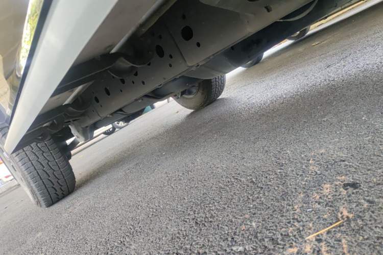 Used 212 T01 2024 2.0T Explorer Chassis Front Right