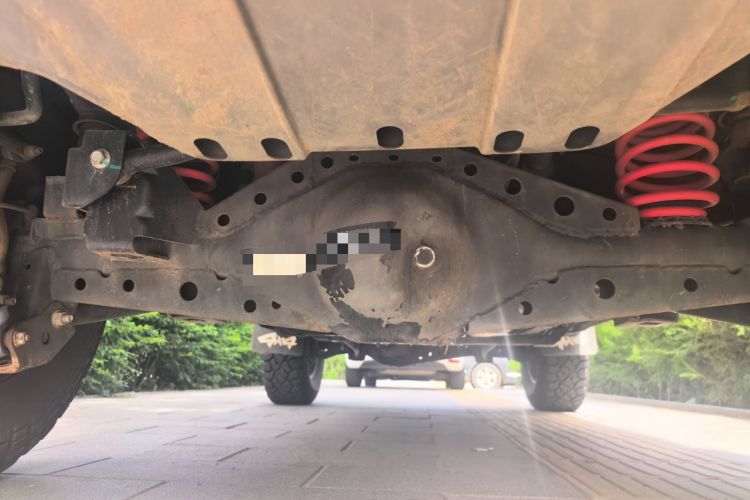 Used 212 T01 2024 2.0T Mechanic Chassis Rear