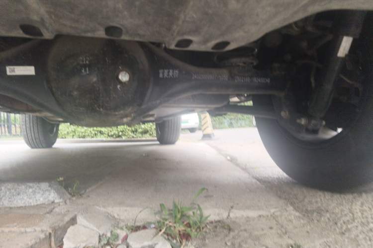 Used 212 T01 2024 2.0T Explorer Chassis Rear