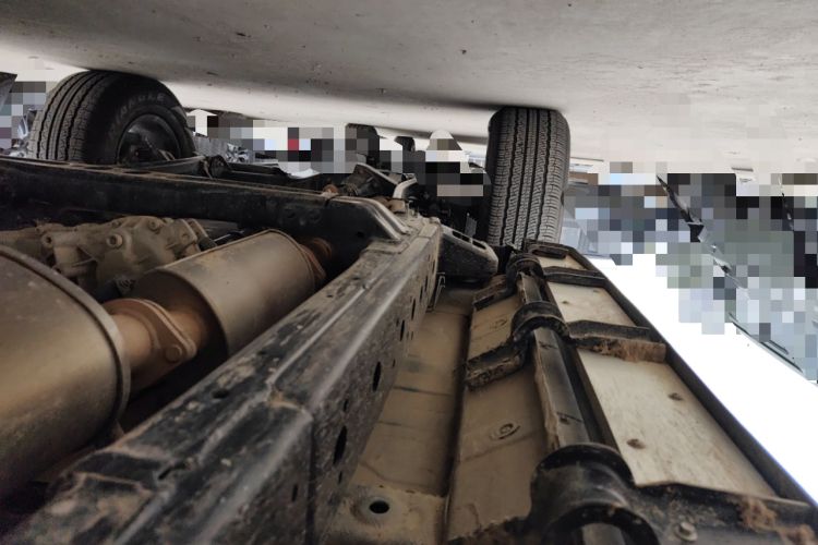 Used 212 T01 2024 2.0T Explorer Chassis Rear Left