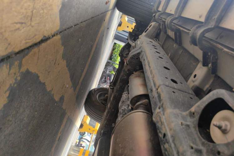 Used 212 T01 2024 2.0T Mechanic Chassis Rear Left