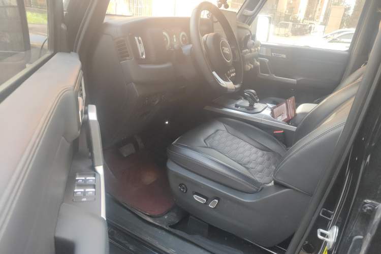 Used 212 T01 2024 2.0T Explorer Driver Seat