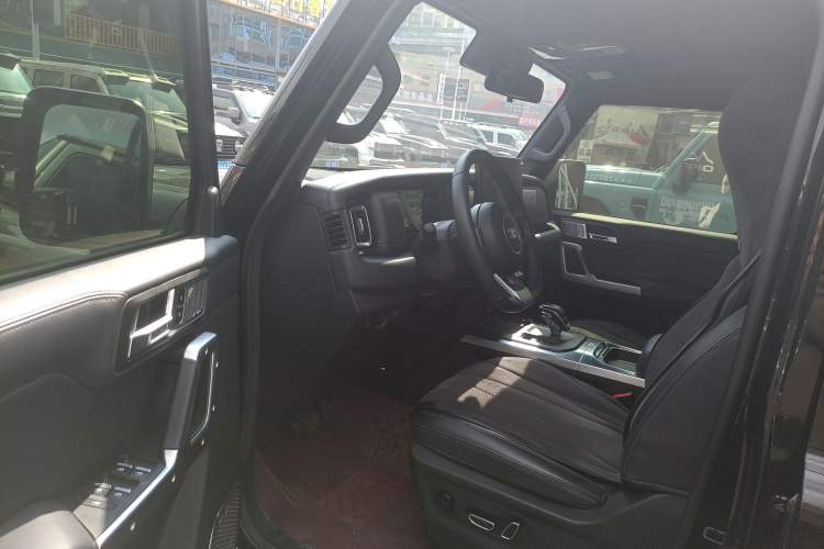 Used 212 T01 2024 2.0T Explorer Driver Seat