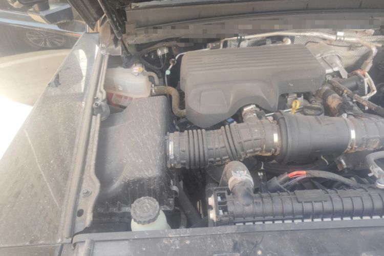 Used 212 T01 2024 2.0T Explorer Engine Bay Right