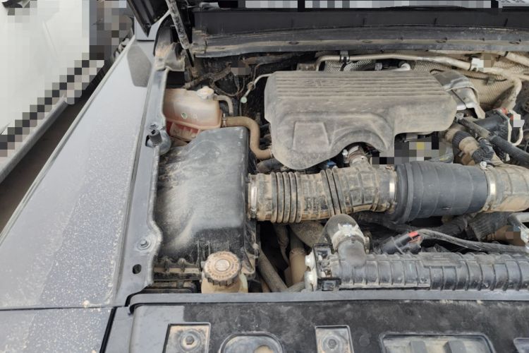 Used 212 T01 2024 2.0T Explorer Engine Bay Right