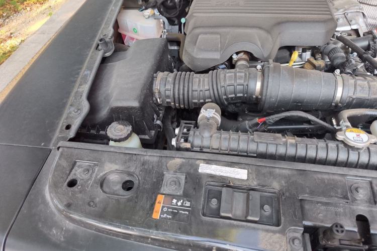 Used 212 T01 2024 2.0T Explorer Engine Bay Right