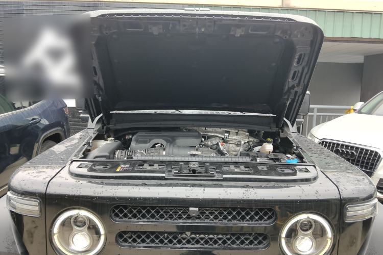 Used 212 T01 2024 2.0T Mechanic Engine Bay