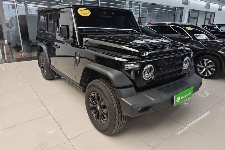 Used 212 T01 2024 2.0T Explorer Exterior 2