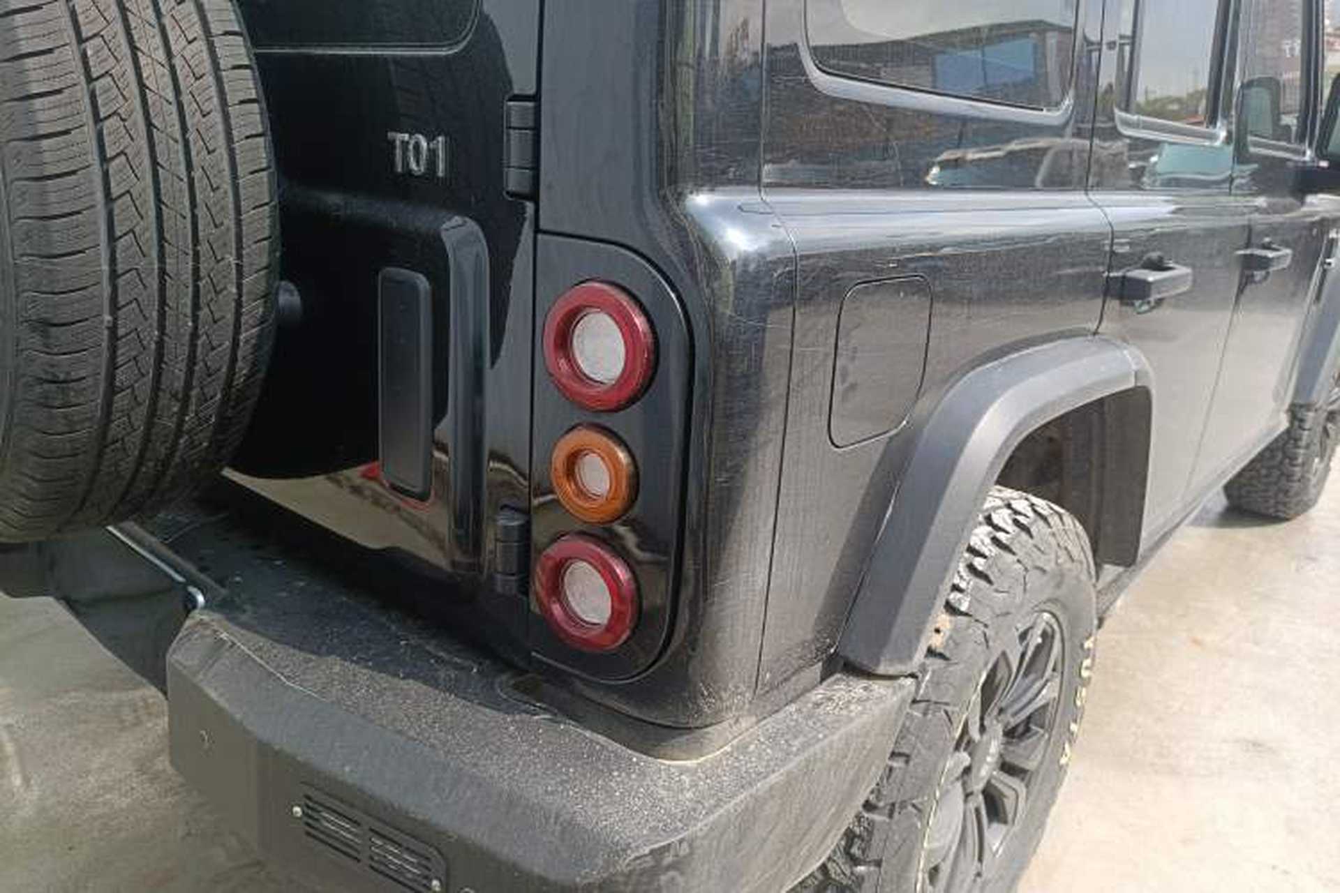 Used 212 T01 2024 2.0T Explorer Exterior 3