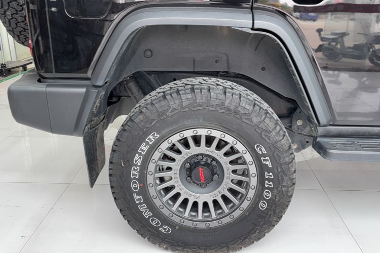 Used 212 T01 2024 2.0T Mechanic Exterior 5