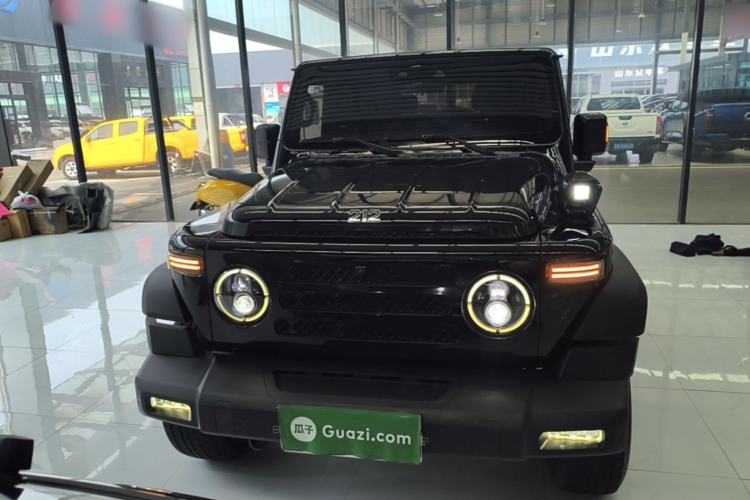 Used 212 T01 2024 2.0T Explorer Front
