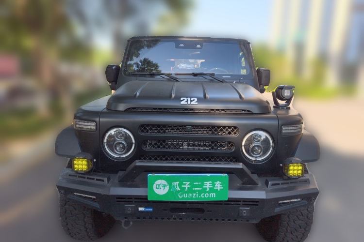 Used 212 T01 2024 2.0T Explorer Front