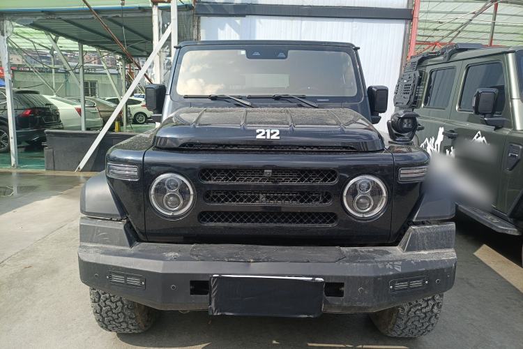 Used 212 T01 2024 2.0T Explorer Front