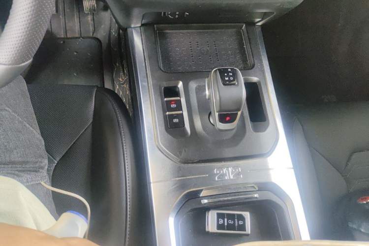 Used 212 T01 2024 2.0T Explorer Gear Lever