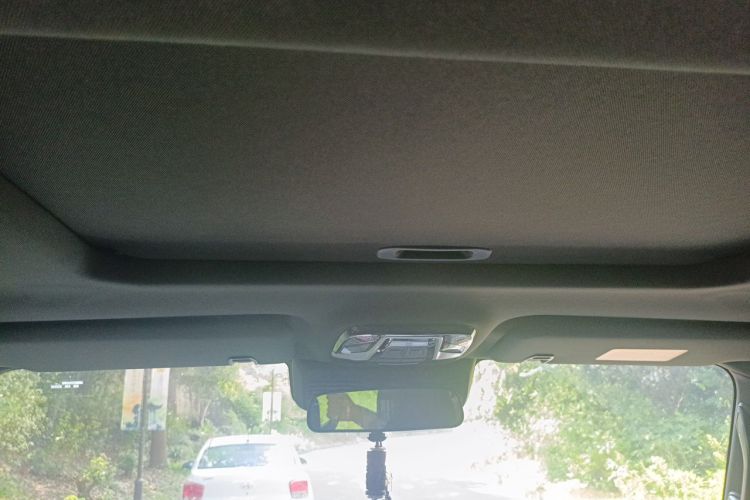 Used 212 T01 2024 2.0T Explorer Headliner