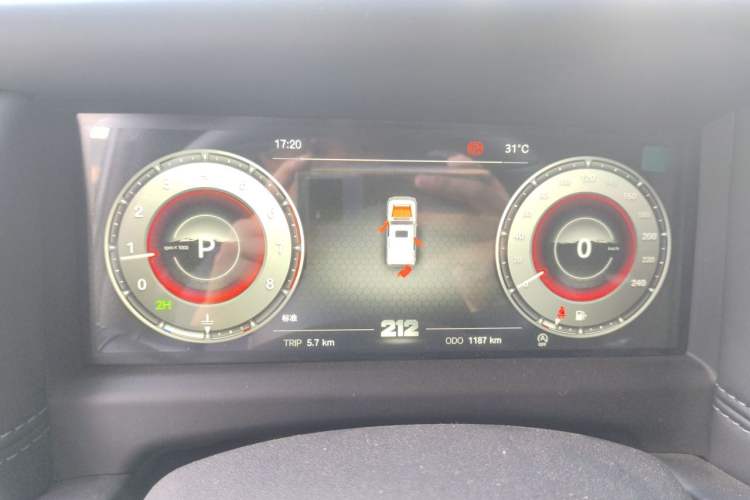 Used 212 T01 2024 2.0T Mechanic Instrument Cluster