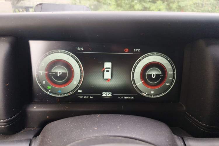 Used 212 T01 2024 2.0T Explorer Instrument Cluster