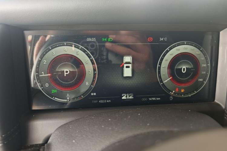 Used 212 T01 2024 2.0T Mechanic Instrument Cluster