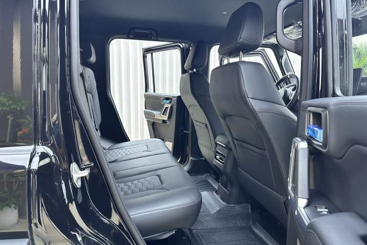 Used 212 T01 2024 2.0T Mechanic Interior 4