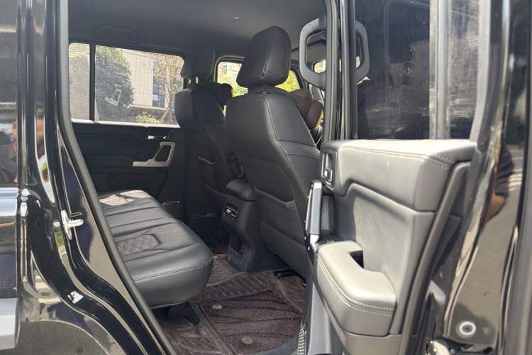Used 212 T01 2024 2.0T Mechanic Interior 4