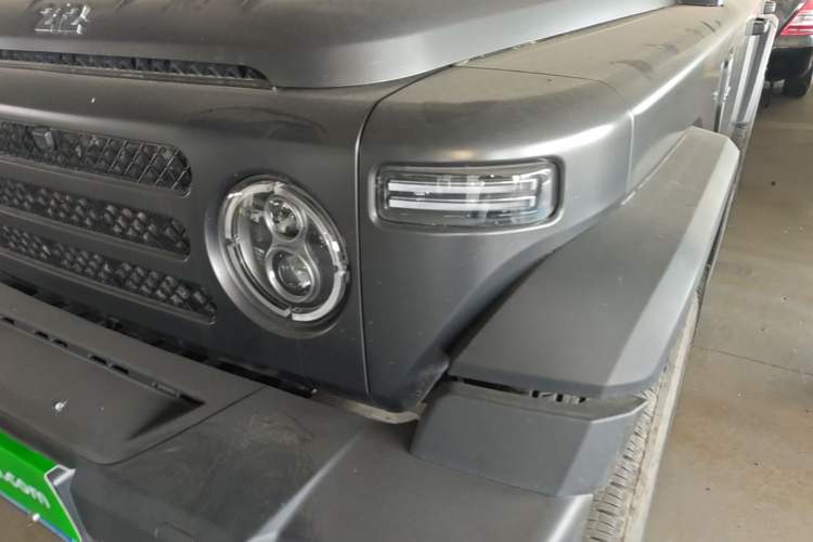 Used 212 T01 2024 2.0T Mechanic Left Front Headlight