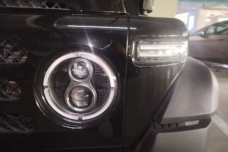 Used 212 T01 2024 2.0T Mechanic Left Front Headlight