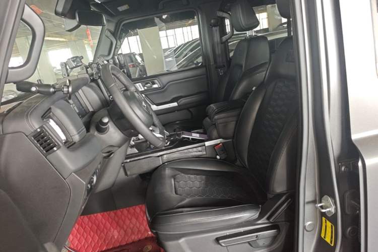 Used 212 T01 2024 2.0T Mechanic Left Front Seat