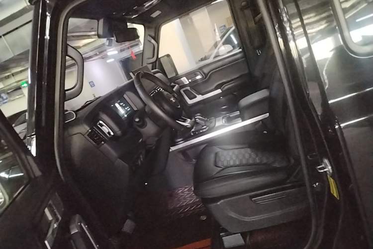 Used 212 T01 2024 2.0T Mechanic Left Front Seat