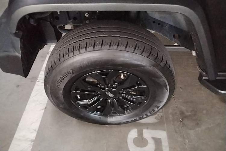 Used 212 T01 2024 2.0T Mechanic Left Front Wheel Hub