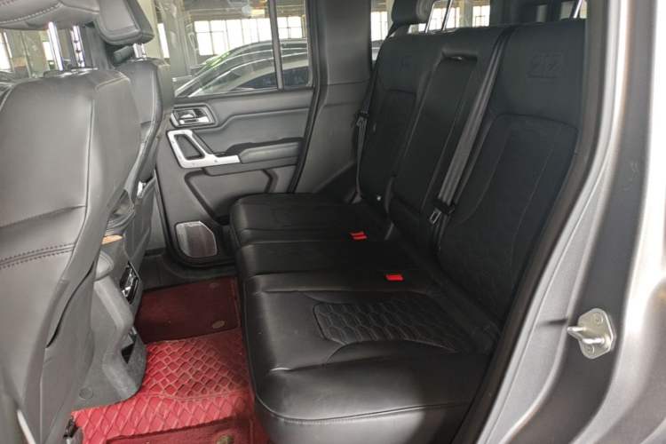 Used 212 T01 2024 2.0T Mechanic Left Rear Seat