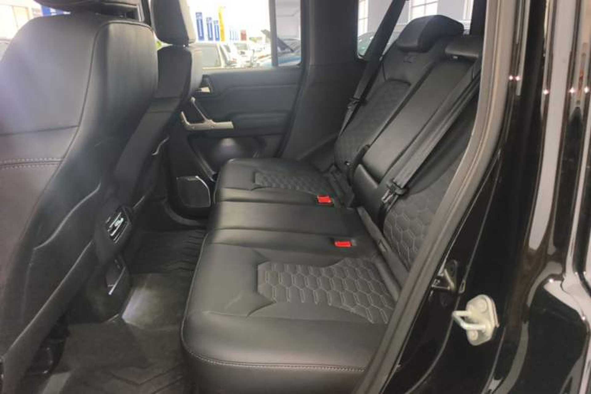Used 212 T01 2024 2.0T Mechanic Left Rear Seat